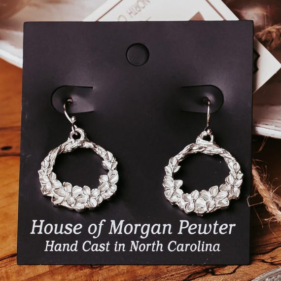 Pewter Tiny Gardens Dogwood Flower Ring Holder Pewter Tiny Gardens Dogwood Flower Ring Holder