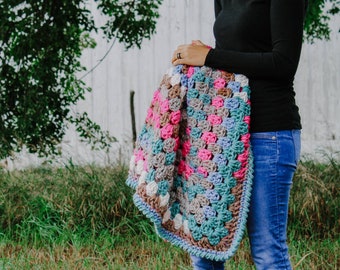 Chunky Blanket | Crochet Lap Blanket | Granny Square Afghan | Child Blanket | Nursery Decor Baby Girl | Baby Shower Gift | Handmade Throw