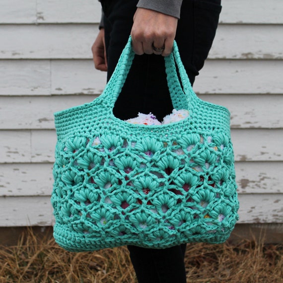 crochet travel bag
