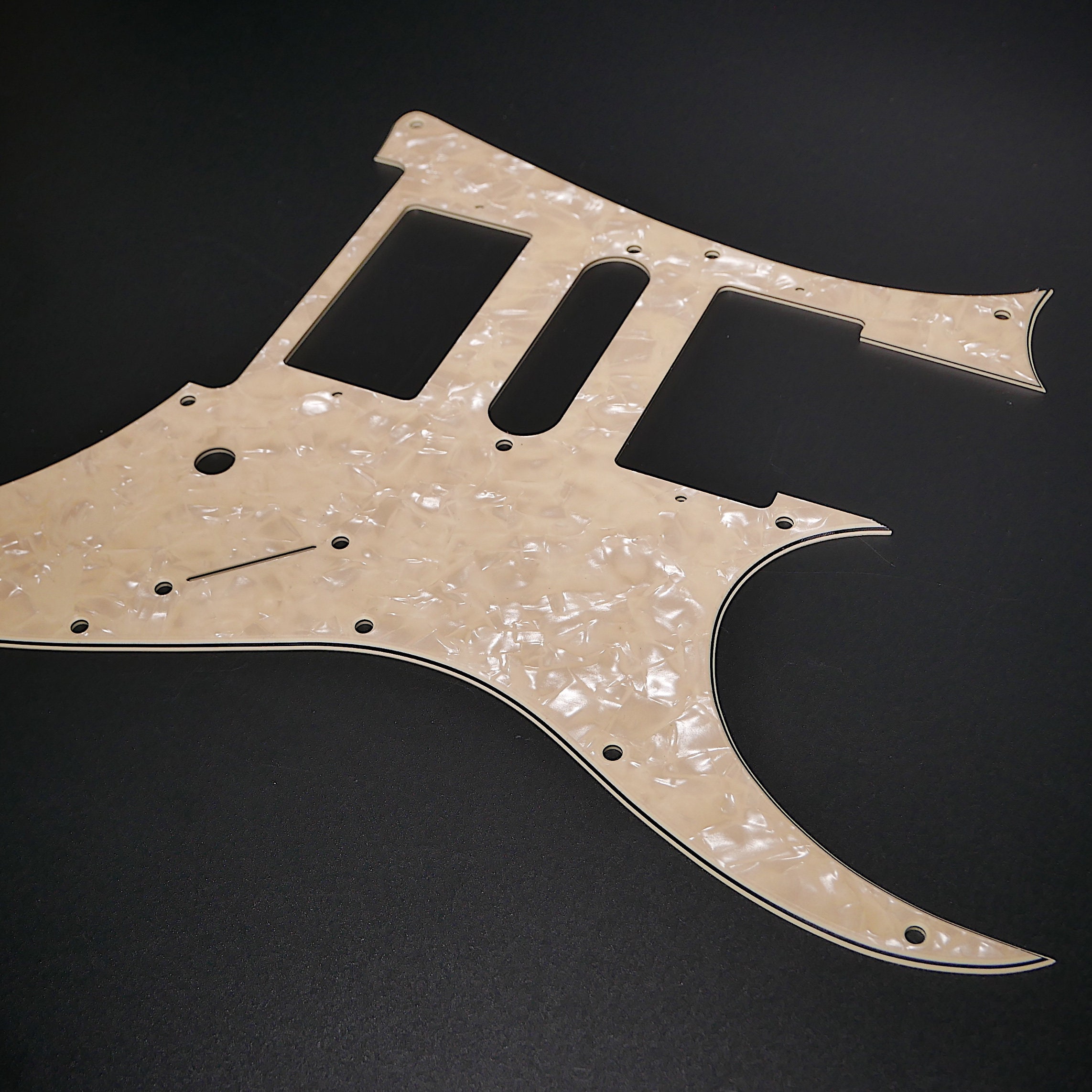 Ibáñez Pickguard / Crema Perla / Serie RG / Jem Series / Etsy