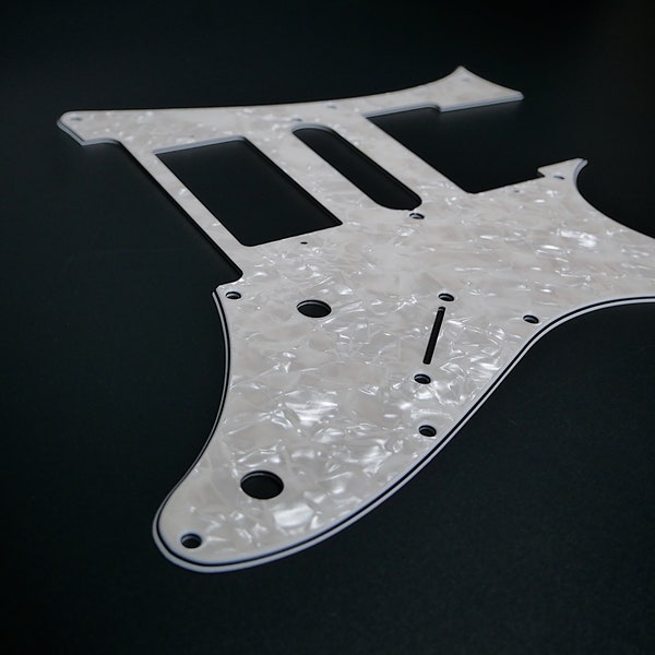 Ibanez Pickguard • 4-ply White Pearl • Jem Series • Custom Pickguard • Stormguitar