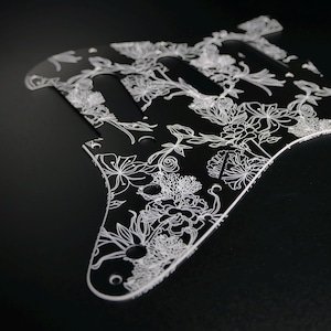Fender ST Style Pickguard • Floral #7 Black • Custom Pickguard • Graphic • Stormguitar