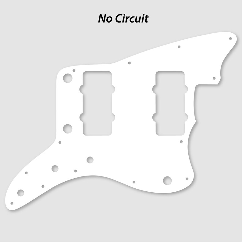Op de afbeelding: Een witte, lege gitaar pickguard met twee rechthoekige uitsparingen voor pickups en verschillende kleine gaten voor bevestigingsschroeven. De tekst "No Circuit" is bovenaan de pickguard gedrukt.