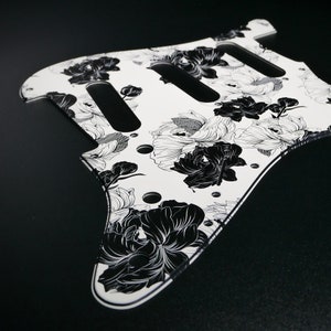 Fender ST Style Pickguard • Floral #21 • Custom Pickguard • Graphic • Stormguitar