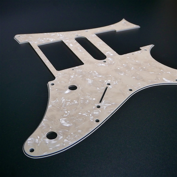 Ibanez Pickguard • 4-ply Vintage Ivory Pearl • RG Series • Custom Pickguard • Stormguitar