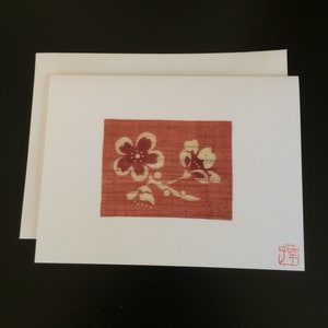 Carte de fleur de cerisier, carte d’art textile japonais, colorant naturel, Katazome, carte d’art originale, carte de vœux vierge