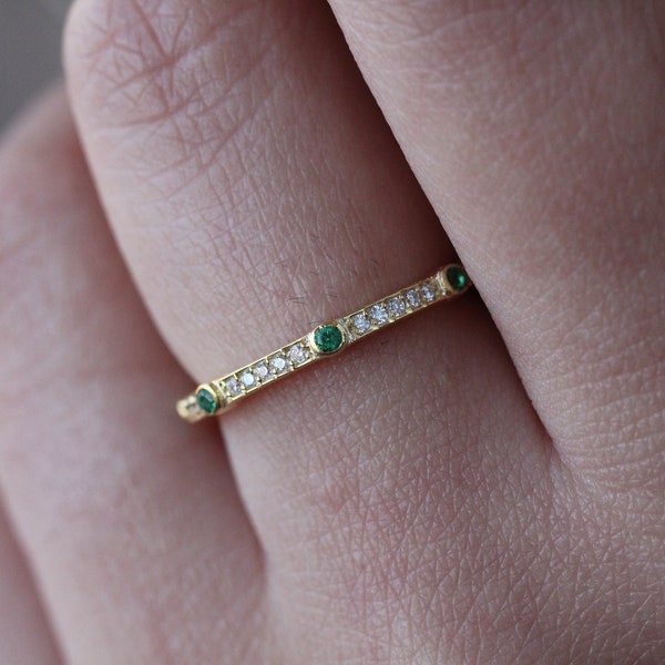 14K Gold Micro Pave Diamond and Emerald Eternity Wedding Ring, Alternating Emerald CZ Simulated Diamond Ring, Stackable Full Eternity Band