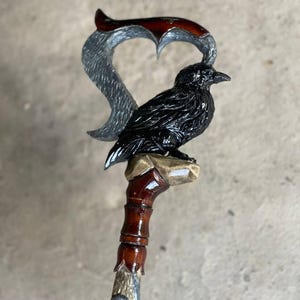 Raven walking sticks Wood walking cane raven Walking stick corbie Walking canes men Hand carved walking sticks Wooden cane Carved