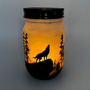 Wolf Mason Jar Lantern - Howling Wolf Luminaire - Flameless Votive Holder - Mason Jar Nightlight