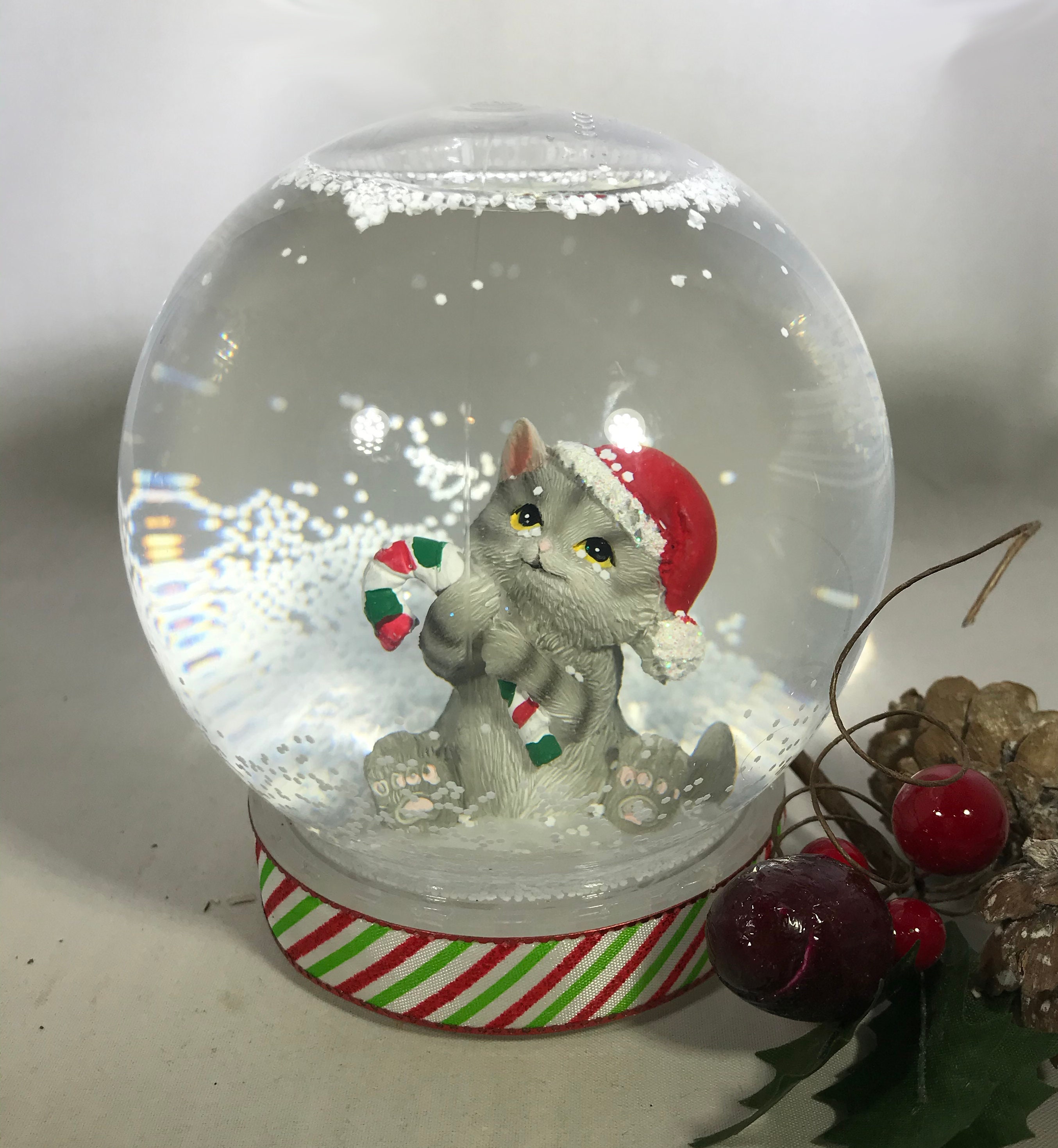 Personalized Shatterproof 4 Christmas Snow Globe
