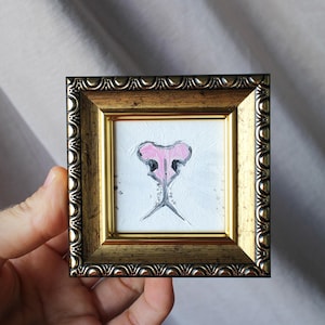 Nez rose d'un portrait de chat blanc Peinture à l'huile 2 x 2 peinture originale encadrée Peinture originale de chat encadrée