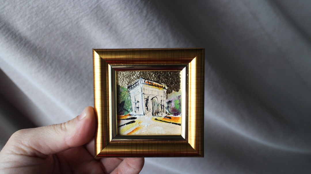 手書き油絵 パリの風景 凱旋門 額付 絵画 インテリア 油彩画 パリ凱旋門の絵画：ミニ油絵、金箔額入り都市風景画、2x2 - Etsy 日本