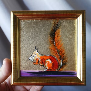 Retrato de ardilla, pintura al óleo, pintura original enmarcada con pan de oro, pintura de ardilla de 4 x 4 pulgadas, ilustración original enmarcada, decoración del hogar, arte de pared