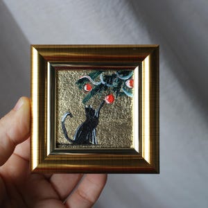 Gato negro navideño con pan de oro Pintura al óleo con pan de oro 2x2 pintura original enmarcada pintura de gato original enmarcada