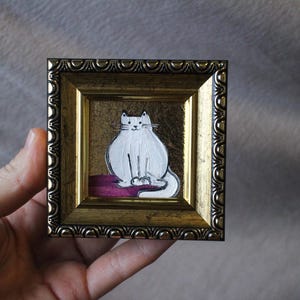 Retrato de gato blanco con pan de oro Pintura al óleo con pan de oro 2x2 pintura original enmarcada pintura de gato original enmarcada