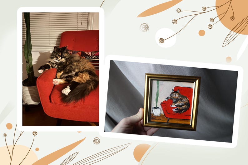 Peut inclure: Un chat multicolore et duveteux se repose sur un fauteuil rouge. &Agrave; c&ocirc;t&eacute; du chat se trouve une grande plante en pot. Une peinture encadr&eacute;e repr&eacute;sente un chat similaire sur une chaise rouge, avec une petite plante et une tasse. Le tableau a un cadre dor&eacute;.