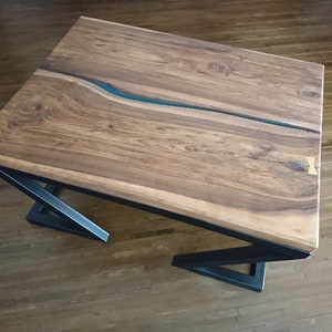Nussbaum Couchtisch