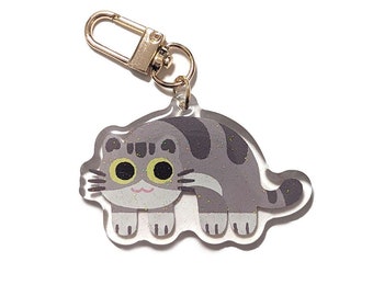 Keychain key charm dangle grey gray funny tabby cat striped white paws cat neko kawaii with pink toebeans
