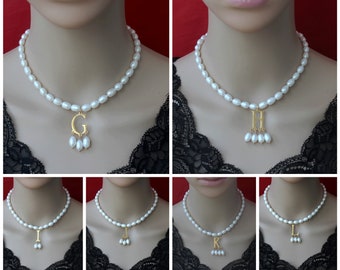 Colgante inicial de oro caliente, letra G H I J K L, collar de gargantilla de perlas, collar de joyería, collar de perlas blancas, gargantilla de perlas, regalo para mamá