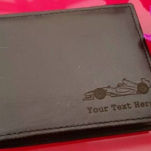 Formula Racing Auto Portemonnaie.  Graviert mit deinem eigenen Text. Geschenkbox vorhanden.