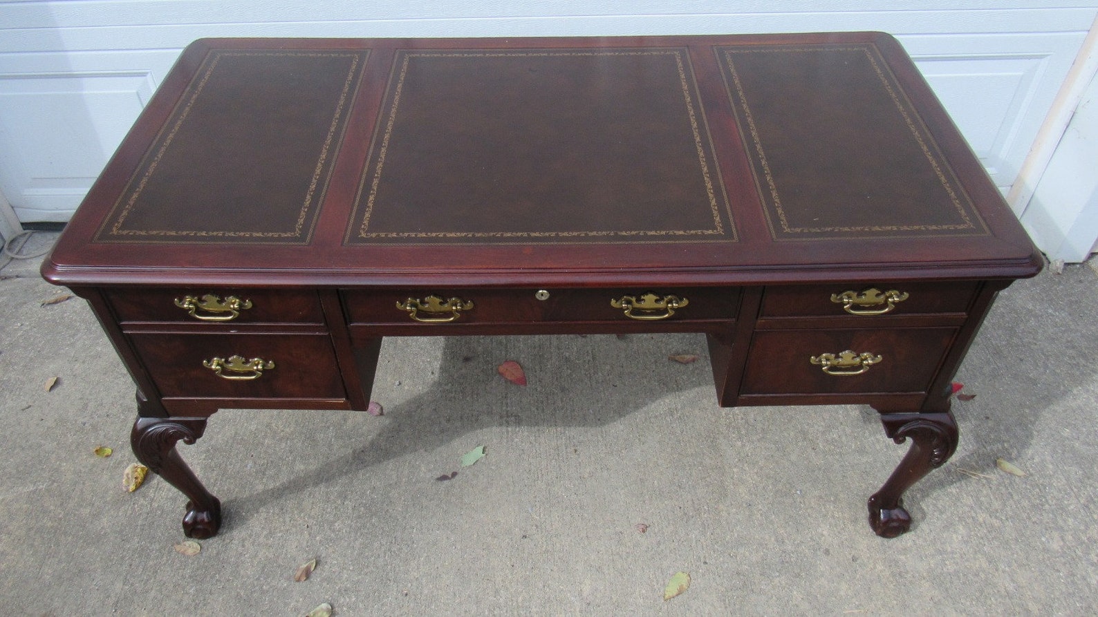 Hekman Chippendale Claw Desk Mahogany Leather Top Etsy