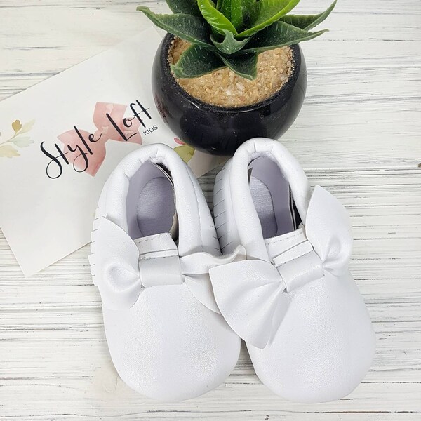 BIANCO mocassini bambino, scarpe bambino, scarpe per bambini, baby mocs, mocassini rosa, scarpe carino bambino, scarpe con fiocchi, stivaletti bambino, stivaletti, mocs carino