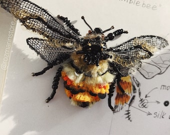 Bee beaded brooch, Handmade Embroidered Honey Bee, bumblebee brooch, Nature Insect Jewelry