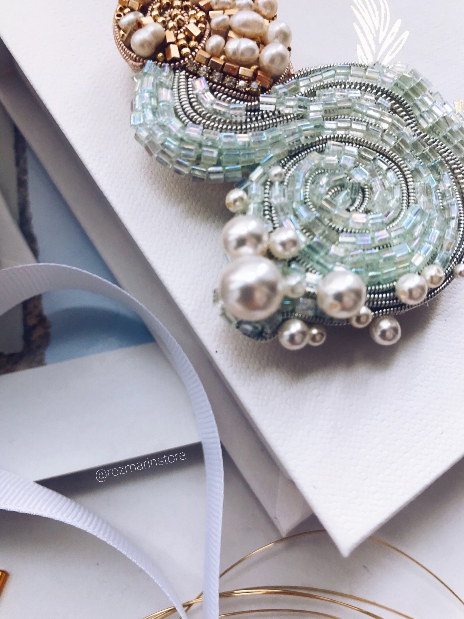 Gold Embroidered brooch Shell/ Seashell brooch / Sea brooch / Etsy