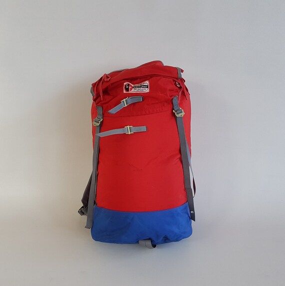 Vintage Backpack / Hiking Backpack / Intersport /