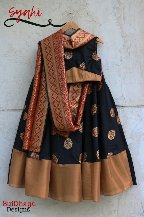 sabyasachi black lehenga