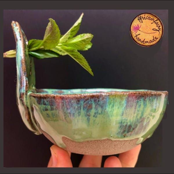 NEW Herb Stripper Bowl AND garlic grater in one NEW colors