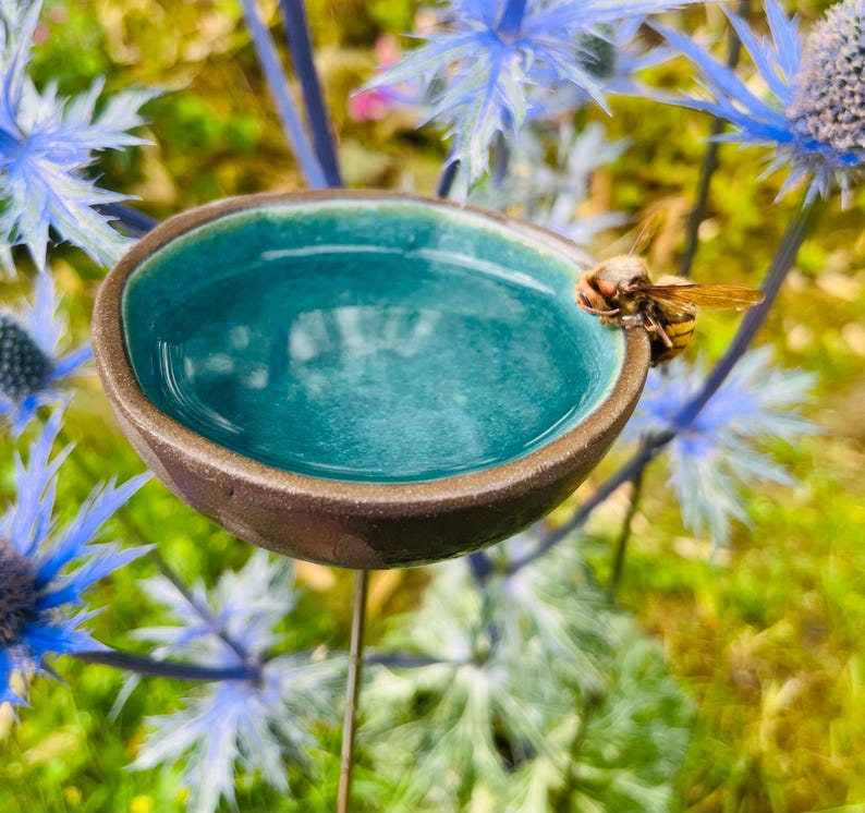 Rain catchers/insect drinkers/bee drinkers 3 different sizes 6 colors image 6