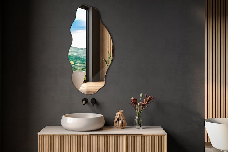 Wellenspiegel, modernes Design, rahmenloser Wandspiegel, asymmetrischer Formspiegel, großer Wandspiegel, handgefertigt < 1 >