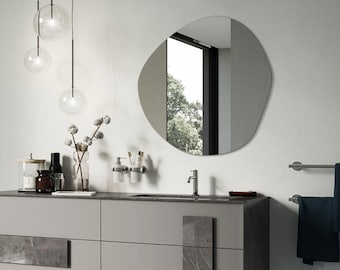 Asymmetrische hangende spiegel voor badkamer, minimalistisch design, spiegel met onregelmatige vorm, frameloos, wanddecoratie