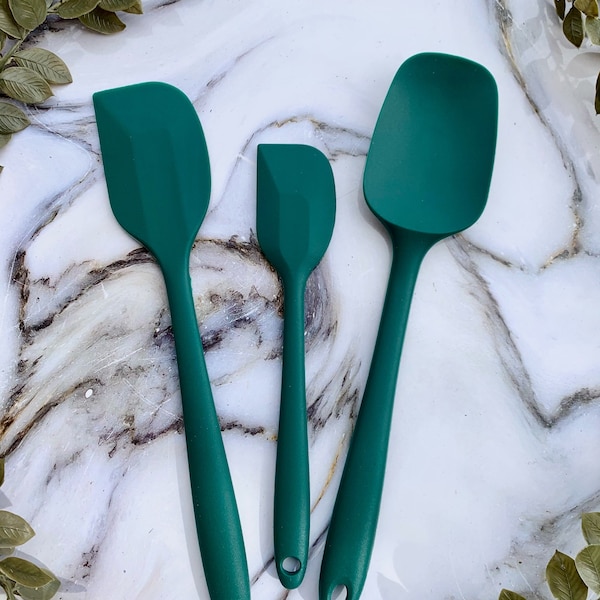 PIN vert Spatules 3 pièces. Ustensile de ferme en silicone. Spatules non toxiques et sans BPA. Ustensiles de cuisine. De jolis ustensiles de cuisine. Coffret cadeau pour maman.