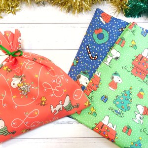 Christmas Dog Gift Bags, reusable Christmas Bags, Medium. Snoopy