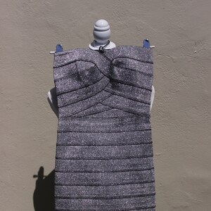 Vintage Dress. Vintage Clothing.  Vintage Dresses.  Vintage Black and Silver Glitter Shimmer Sheath.  Volup.  Rare.  Unique.  Pinup.  Mod.