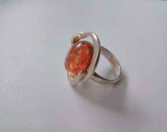 Vintage 925 silver  Argent.Natural amber organic gem ring with small inclusions .Nice gift for any occasion.
