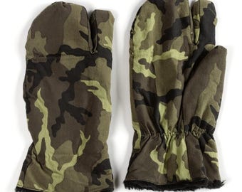 Czech Army Surplus Trigger Finger Mittens: Fleece Lined 95 Camo