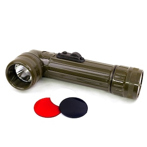 Linterna angular TL122D del ejército francés: un auténtico excedente militar