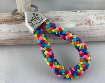 Key ring made of sailing rope with silver-plated end cap with engraving "smile", rainbow