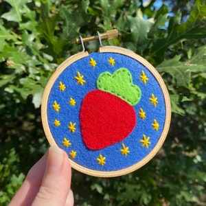 Sparkly Strawberry Felt Wall Art