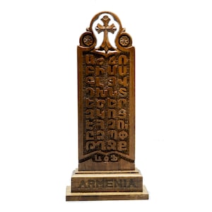 Alfabeto Armenio MEJOR VENTA!!!!! KHACHKAR cruz para mesa, escritorio grabado letra cruzada armenia alfabeto armenio