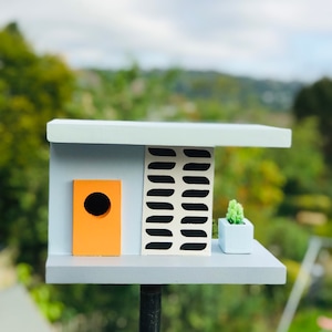 Mid Century Modern house birdhouse.
