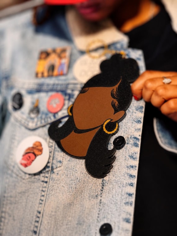 80s & 90s Half up down Flip Black Girl Hairstyle Keychain | Fingerwaves | Retro Melanin Keychain Accessory