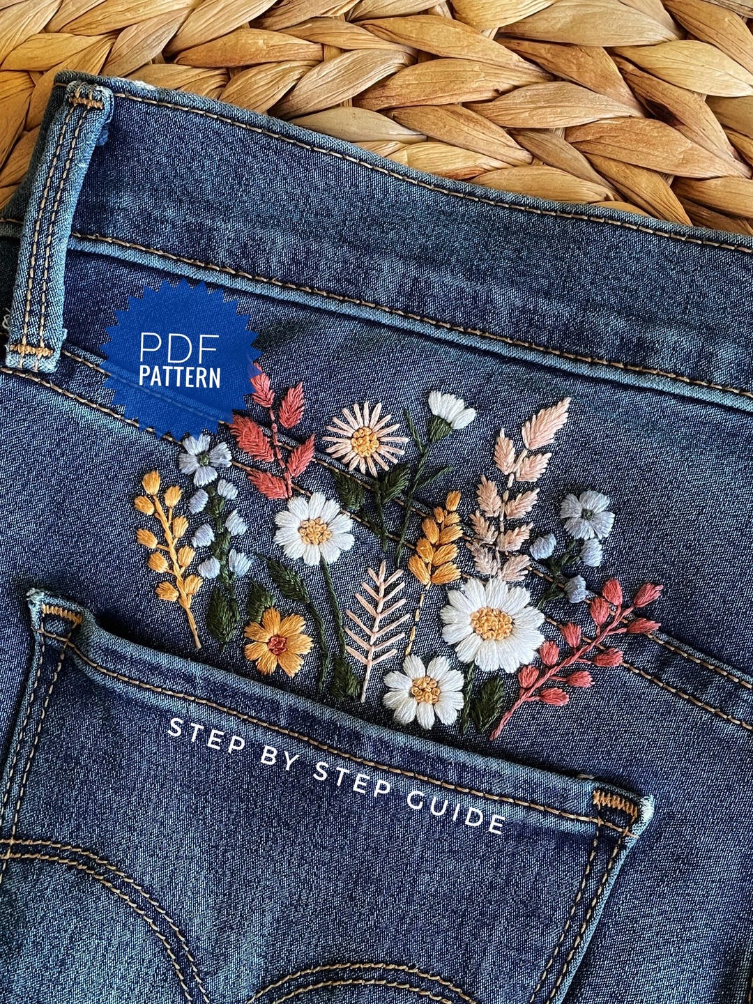 ジーンズやシャツのポケット用花柄刺繍、手刺繍の服飾デザイン