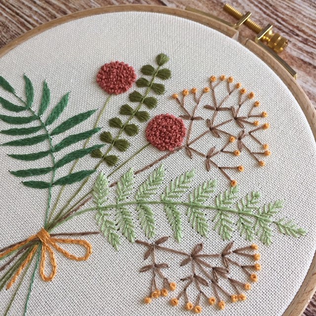 トップス ERIKO KATORI flower embroidery camisole flower embroidery camisole | ERiKOKATORi