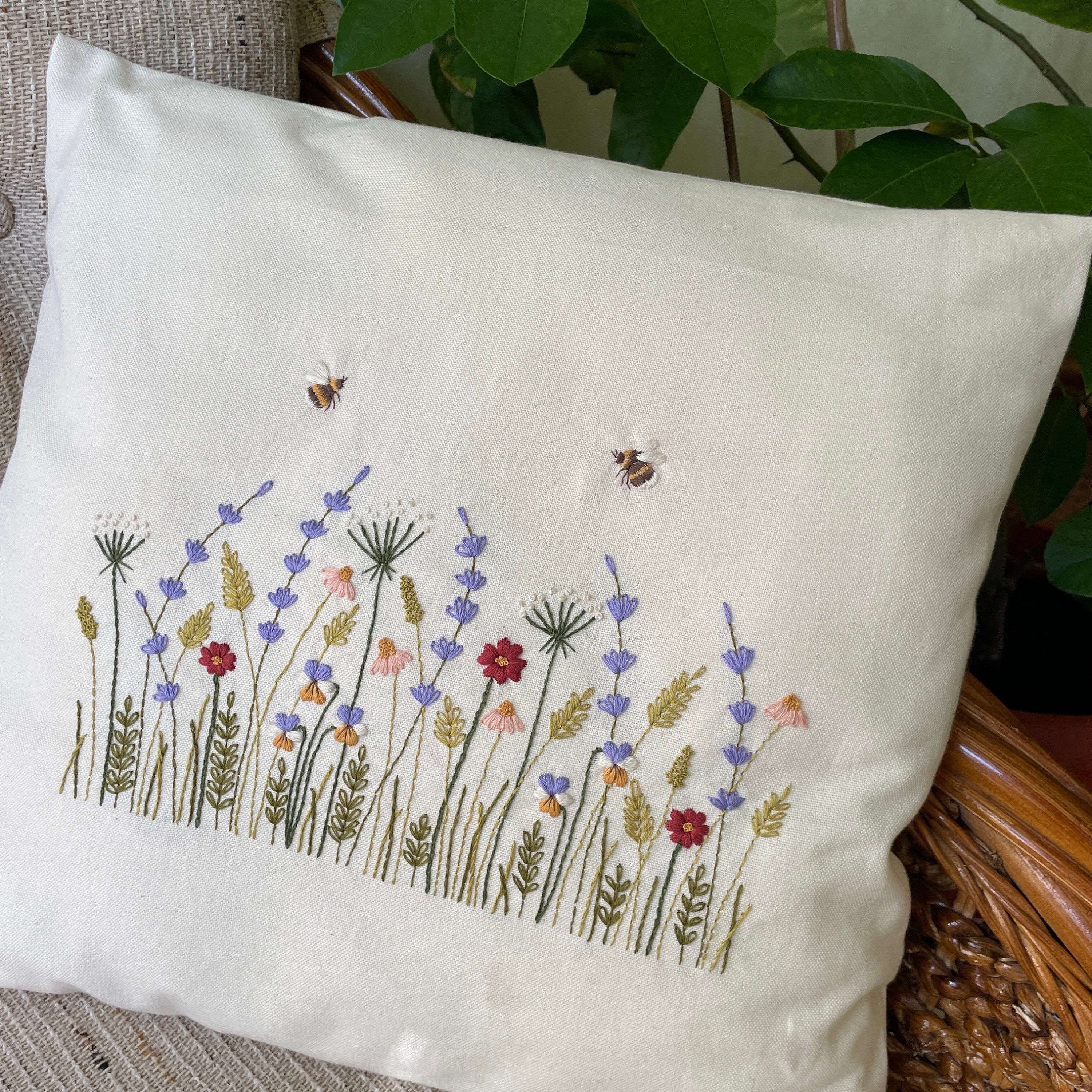 Paire de taies d'oreiller estampées pour broderie 20 x 30 - Rose classique
