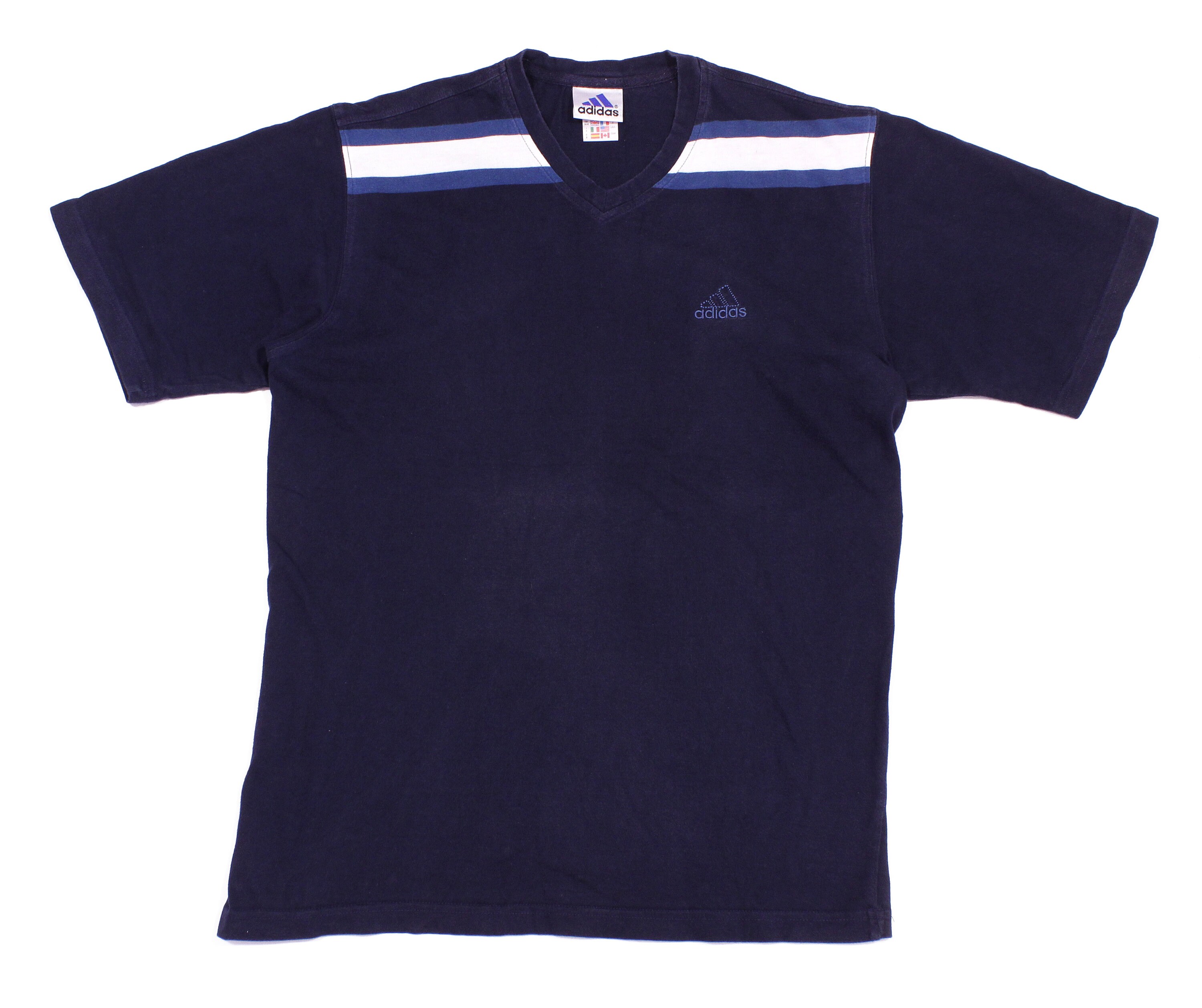 Adidas vintage t clearance shirt