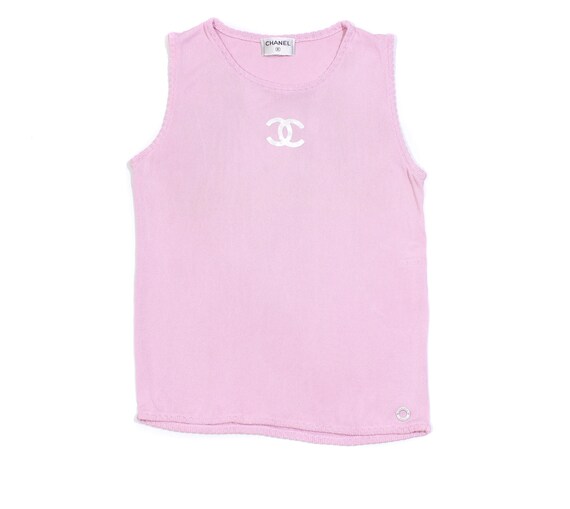 CHANEL ベージュ タンクトップ ロゴ付き 24P 新作♪【CHANEL】肩リボンとパールのCCロゴが可愛いトップス